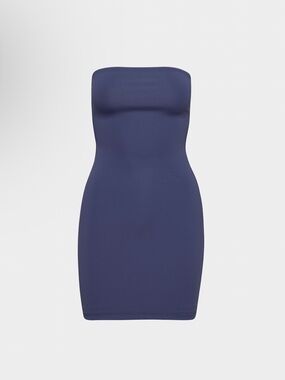 aritzia strapless dress ARI Bandage Flared Midi flattering fabric coveted for its smoothing effect and second Aritzia | Dresses | Aritzia